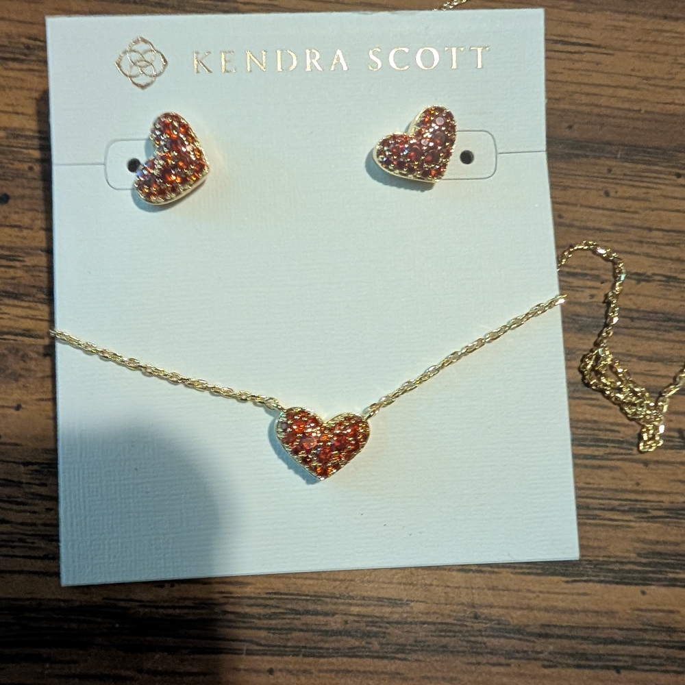 Kendra Scott Gold and Red Heart Earrings